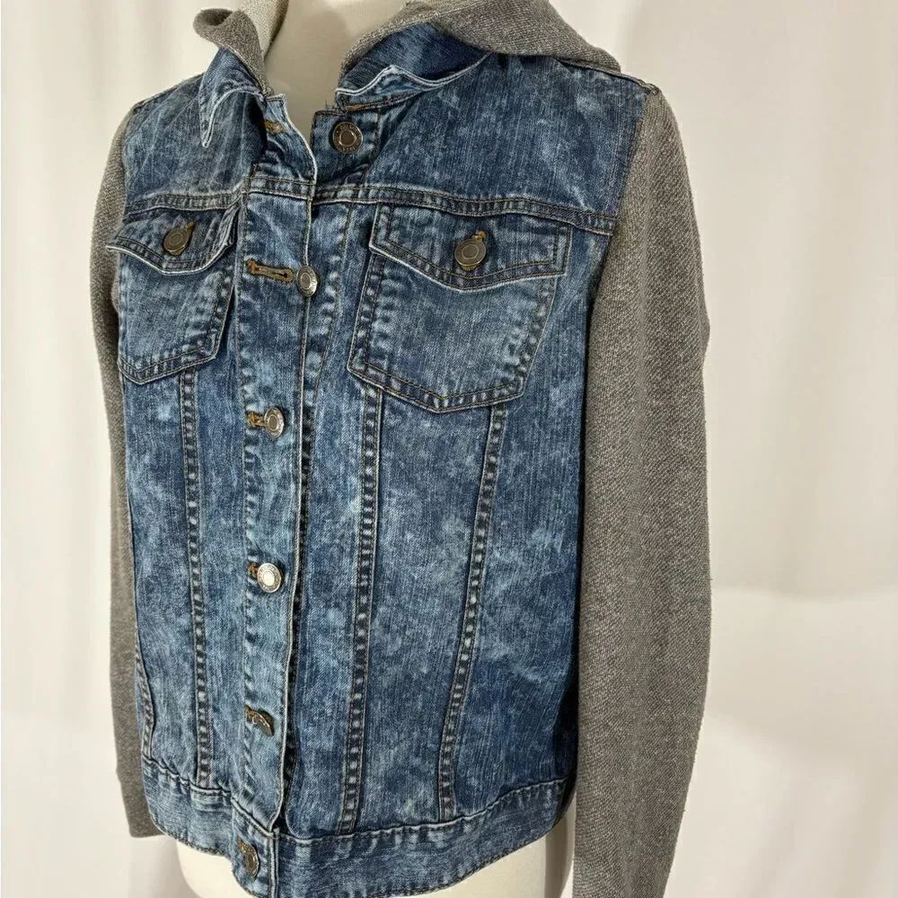 Relativity Hooded Denim Jacket - Picture 2 of 7